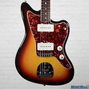 Vintage 1966 Fender Jazzmaster Electric Guitar 3 Color Sunburst w/OHSC Amazing!
