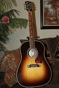 2015 GIBSON J-45 CUSTOM Acoustic/Electric Guitar, Sweet Warm Acoustic Tone, LOUD
