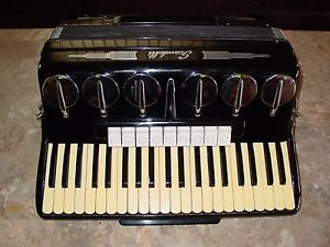 Scandalli Brevetto 453/4  4/5 reed 1958 accordion