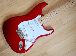 2011 Fender American Special Stratocaster Electric Guitar USA Candy Apple Red