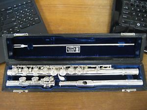 William S. Haynes solid silver flute #10,628 plateau keys, extruded tone-holes
