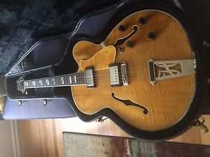 Heritage H-550 Custom Archtop Guitar 1998 Vintage and Sweet