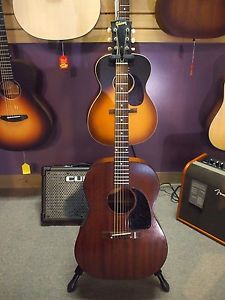 Vintage 1961 Gibson LGO Acoustic Guitar