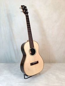 Pono Baritone RB-S-PC Ukulele