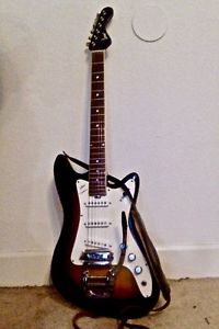 Vox Spitfire Guitar 1966 Made in Italy w/OHSC & Orginal Vox Strap (Phantom)