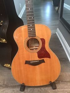 2002  Taylor Acoustic 414 W/ Taylor Hard Case...Excellent -Near Mint Condition