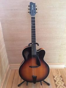 Tacoma AJF28CE5 "Jazz King" Archtop Acoustic Hollow Body Guitar Tobacco Sunburst