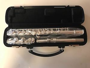 **NEW** Yamaha Advantage Student Flute