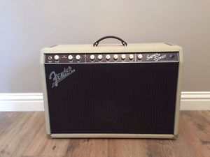 Fender Supersonic 60 with footswitch and Flight Case (great condition)
