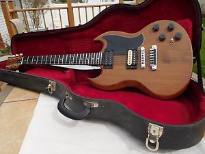 Gibson 1979 called the “SG”  SN 72359545 Made in USA