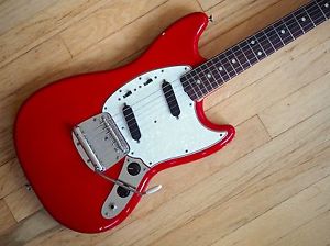 1965 Fender Mustang Vintage Offset Electric Guitar Dakota Red w/ Original Case
