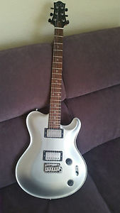 Nik Huber Dolphin II Tremolo