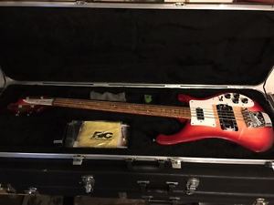 RICKENBACKER 4003 BASS GUITAR