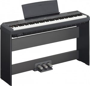 Yamaha P-115 B Set mit L-85 Holzstativ und LP-5A Pedaleinheit