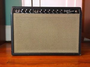 Vintage Fender Deluxe Reverb Amp