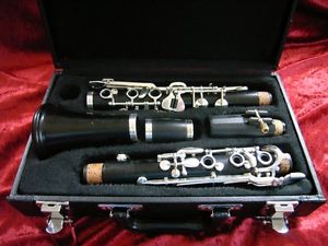 B-Klarinette "F.A.Uebel" Modell 621  generalüberholt