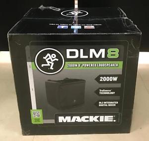 Mackie DLM8 2000W 8-Inch Powered Loudspeaker