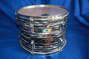 1970s Ludwig Tom 14" x 9.1/2" Black Oyster Pearl Wrap with Blue / Olive Badge