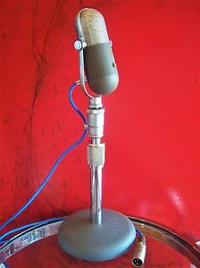 Vintage RARE 1960's Aiwa VM-13 Velocity ribbon microphone w Atlas DS-7 stand RCA