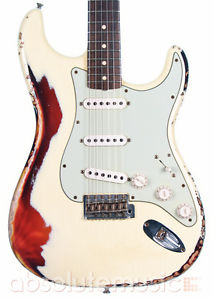 Fender Custom Tienda 1960 Stratocaster Pesado Reliquia Sobre blanco Sunburst