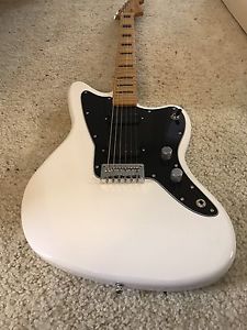 Fender Jazzmaster HH Custom Build White Seymour Duncan Pickups