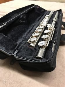 Armstrong 303 B-OS Flute and Case