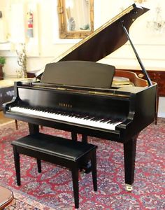 Gorgeous Yamaha GH1 GH 1 Satin Finish Ebony Black 5ft 3 Baby Grand Piano W Bench