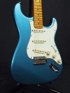 Lake Placid Blue Stratocaster Used Electirc Guitar Blue metallic color F/S