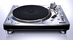 Technics SL-1200GAE Turntable Japan 300 units 1200 units world limited NEW