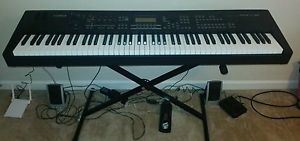 Yamaha MOX8 Keyboard Excellent condition with bunch of accessories!