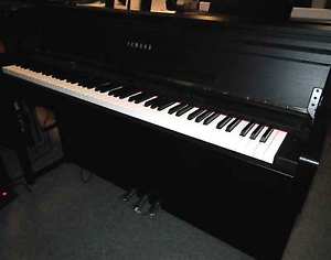 Yamaha CLP S406B  E-Piano digital Piano extra schmal