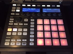 Mashine MK2 + 18 Expansions Native Instruments