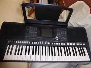 yamaha keyboard psr-s950