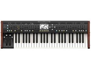 BEHRINGER DeepMind 12 SINTETIZZATORE ANALOGICO 12 VOCI 49 TASTI