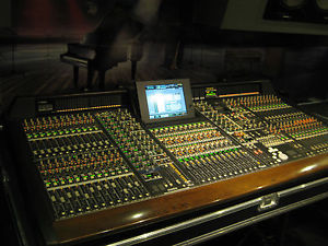 YAMAHA PM1D mixing console