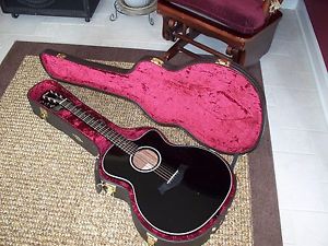 Taylor 200 214-CE-BLK- DLX Acoustic Guitar