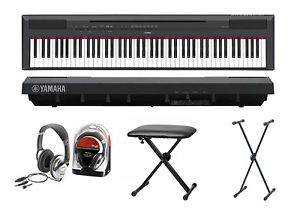 Yamaha P-115B Digitalpiano in schwarz Bundle II mit Ständer, Kopfhörer und Bank