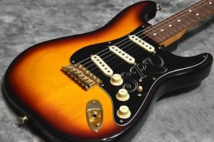 Fender Stevie Ray Vaughan Stratocaster First Year 3-Color Electric Guitar