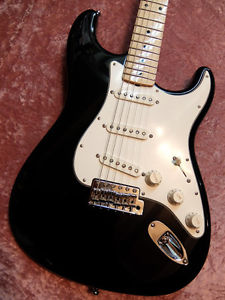 Fender Custom Shop: Electric Guitar Postmodern Stratocaster NOS 2014 USED