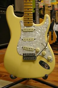Fender Japan ST-68-185YM, Yngwie Malmsteen type Stratocaster, m1199