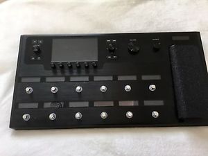 Line 6 Helix Multi-Effects Guitar Effect Pedal