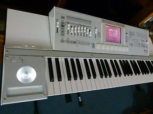 Korg m3-61 nice condition - expanded memory and manual