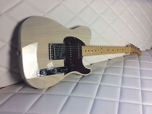 G&L ASAT Classic S NR USA MADE w/certificate of authenticity. Telecaster