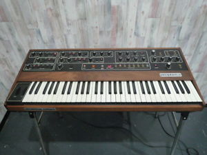 SEQUENTIAL CIRCUITS Prophet 5 Rev.3.2 in excellent +condition from Japan