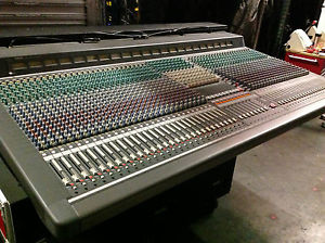 YAMAHA PM4000M - 52 x 16 stereo ch. MIXING CONSOLE