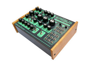Dreadbox Erebus: Desktop, analog, paraphonic synth