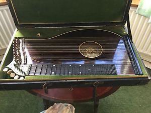 Vintage Rare Zither In Velvet Lined Case Made By Max Amberger Between 1839-1889
