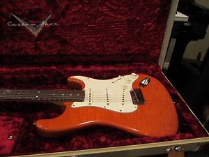 Fender Custom Shop Custom Deluxe Stratocaster Orange 2013 Collection NOS
