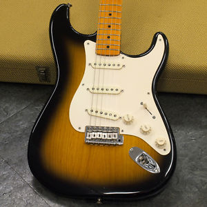 Fender American Vintage '57 ST Thin Lacquer 2 Color Sunburst 2004 E-guitar