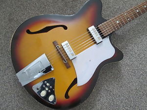 Guyatone Musician SG- SO2 - made in Japan - early 60's - goldfoil pickups.